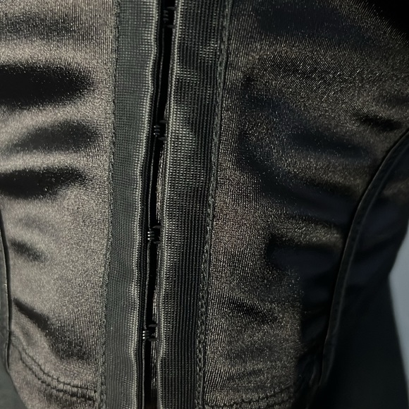 Lace Tank top - Picture 6 of 7